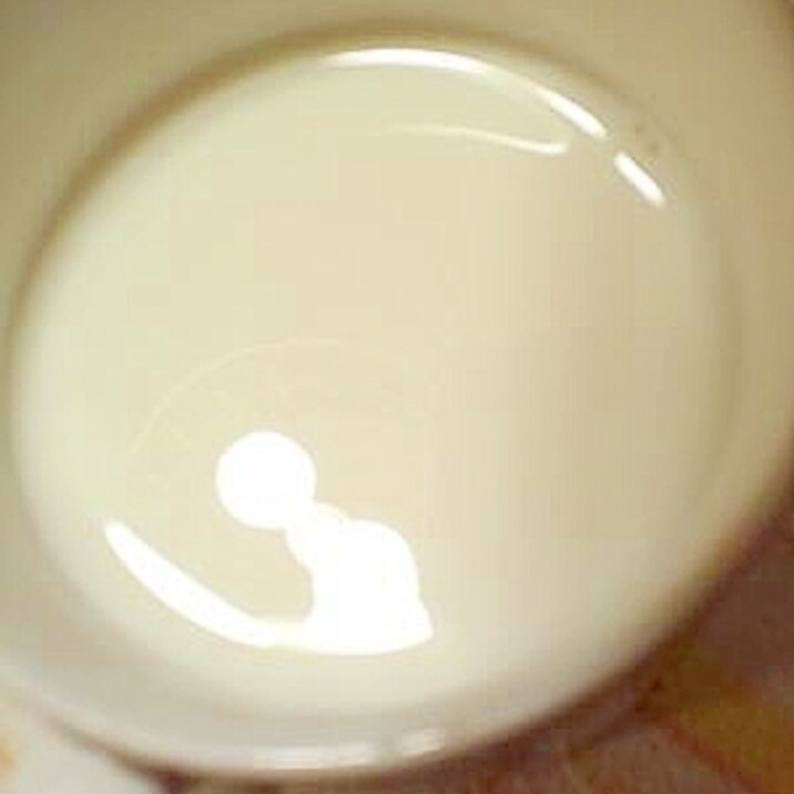 レンジで作る牛乳×練乳×きなこのホットミルク☆